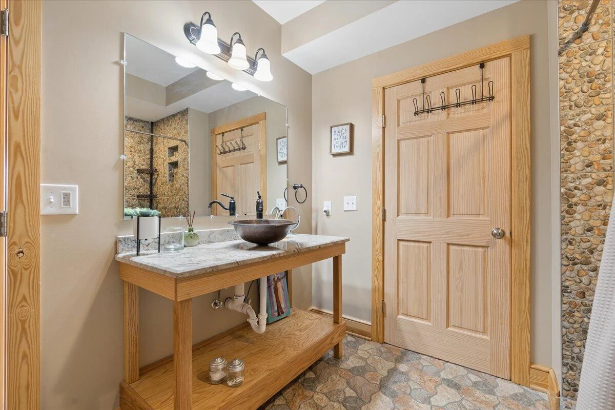1429 Longview Estates DR - Photo 35