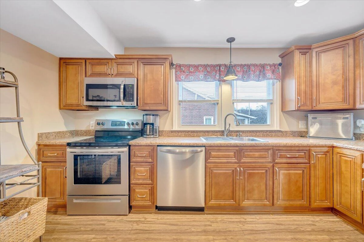 2721 Garden City BLVD SE - Photo 14