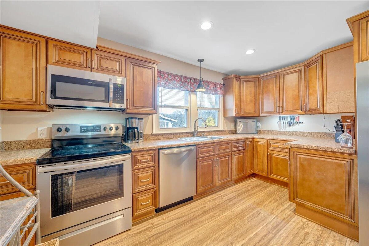 2721 Garden City BLVD SE - Photo 15