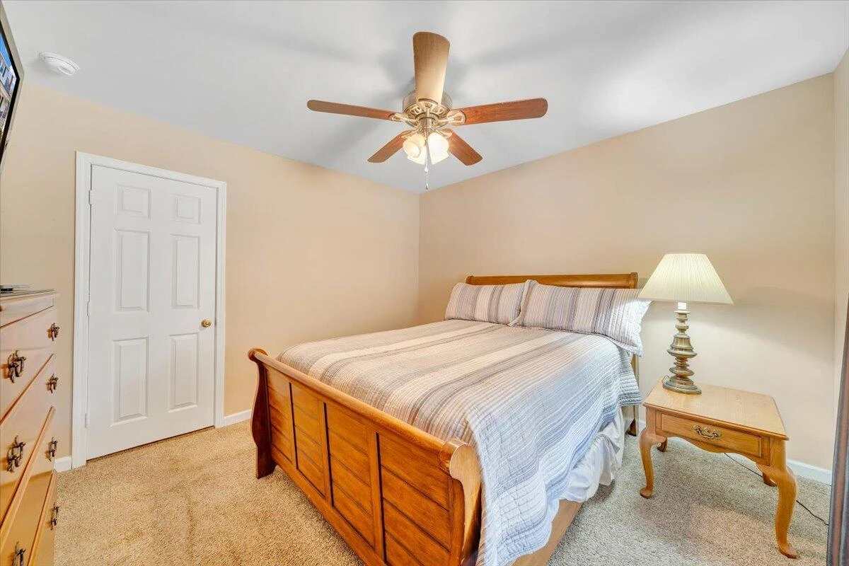 2721 Garden City BLVD SE - Photo 20