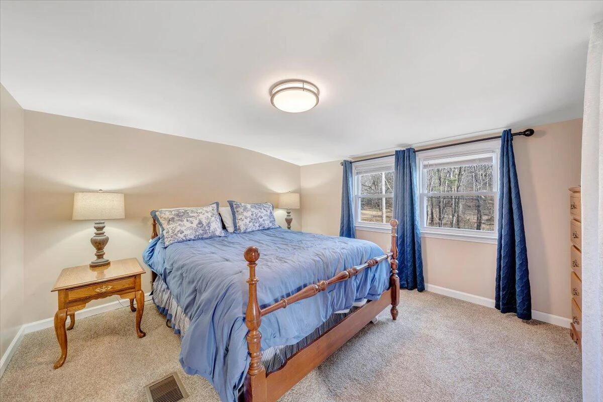 2721 Garden City BLVD SE - Photo 25