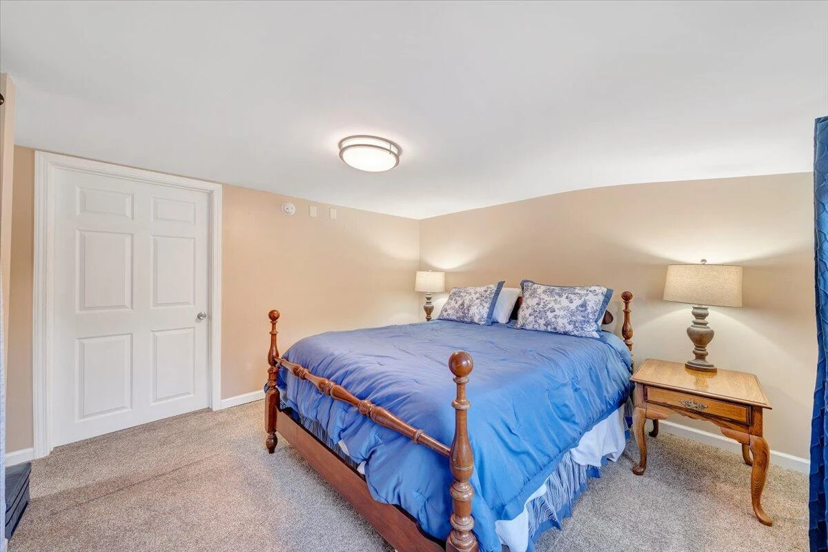 2721 Garden City BLVD SE - Photo 26