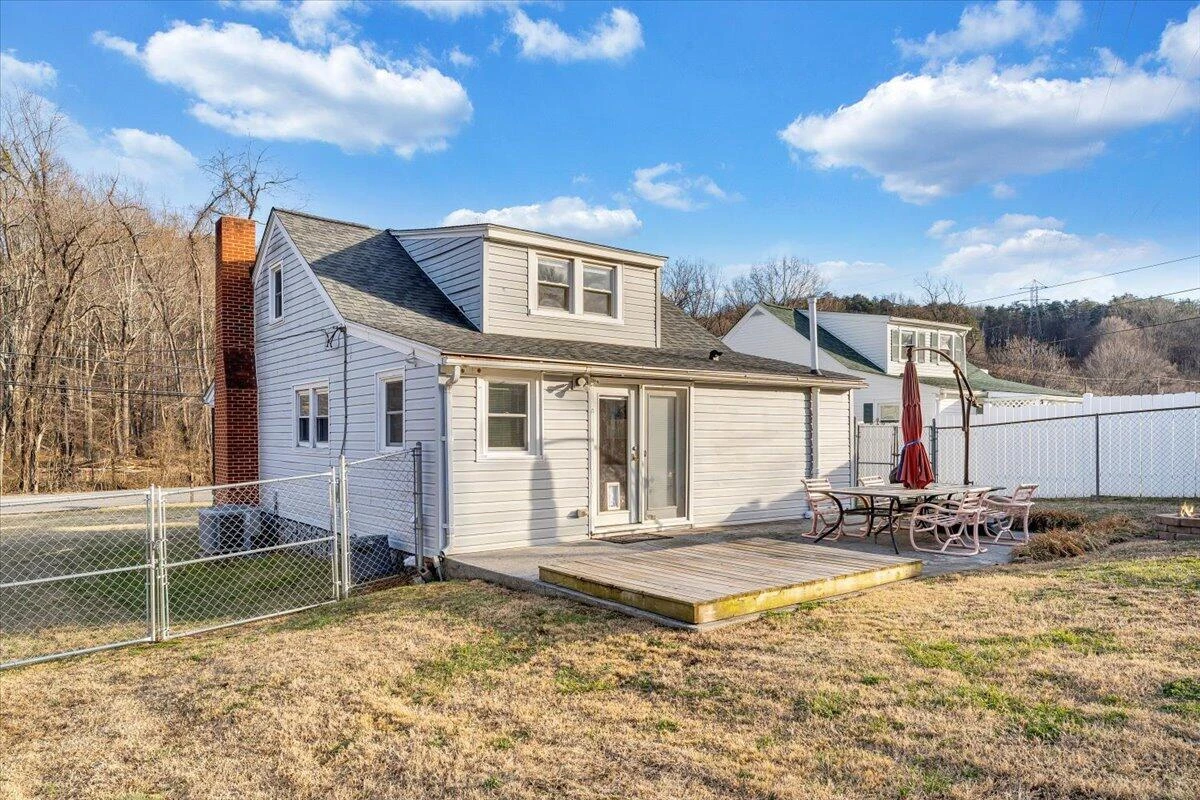 2721 Garden City BLVD SE - Photo 38