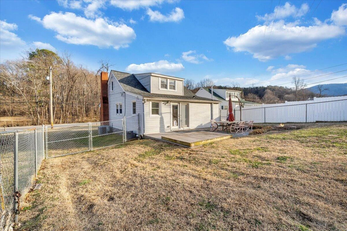 2721 Garden City BLVD SE - Photo 39