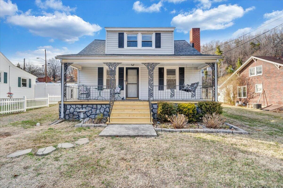 2721 Garden City BLVD SE - Photo 46