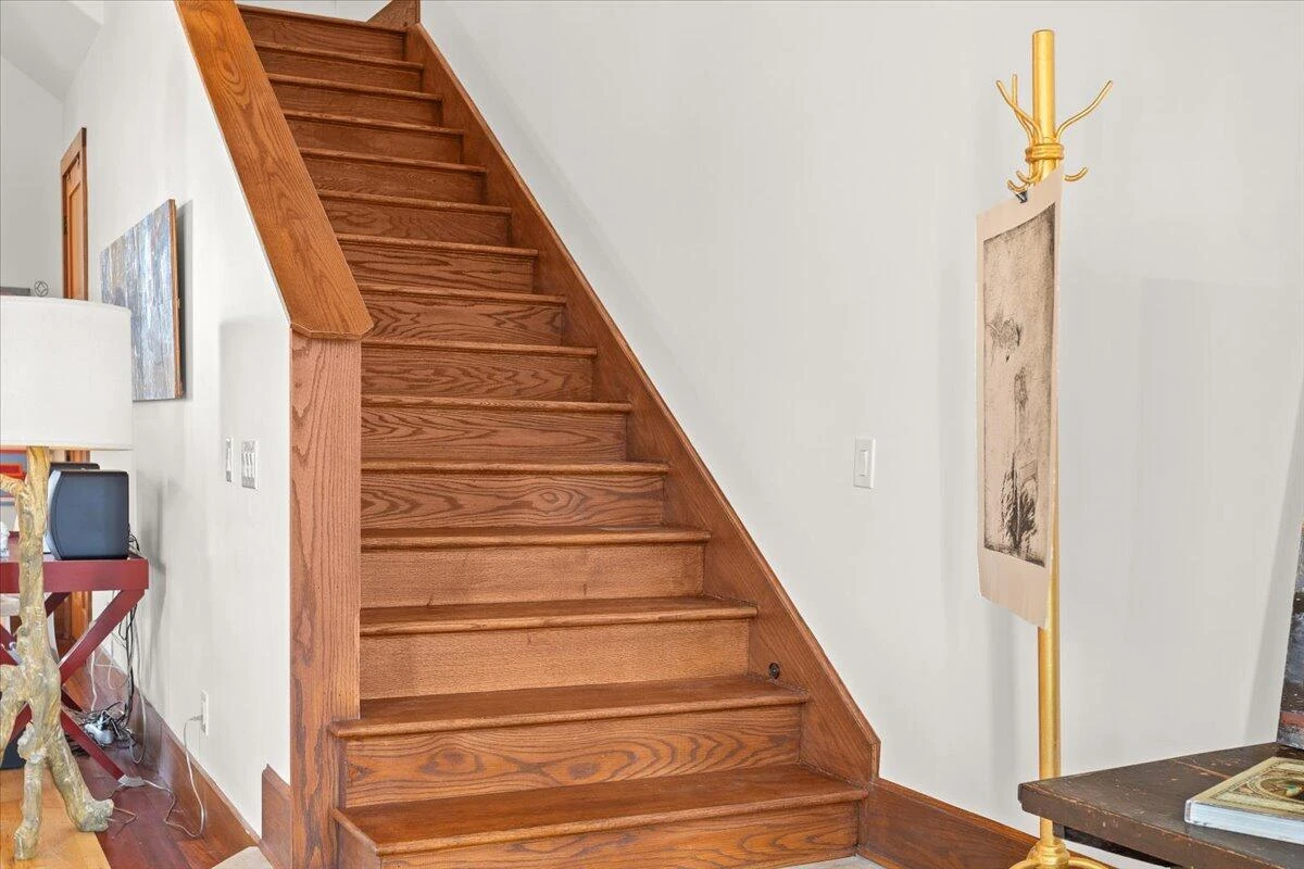 141 Norfolk AVE SW - Photo 15