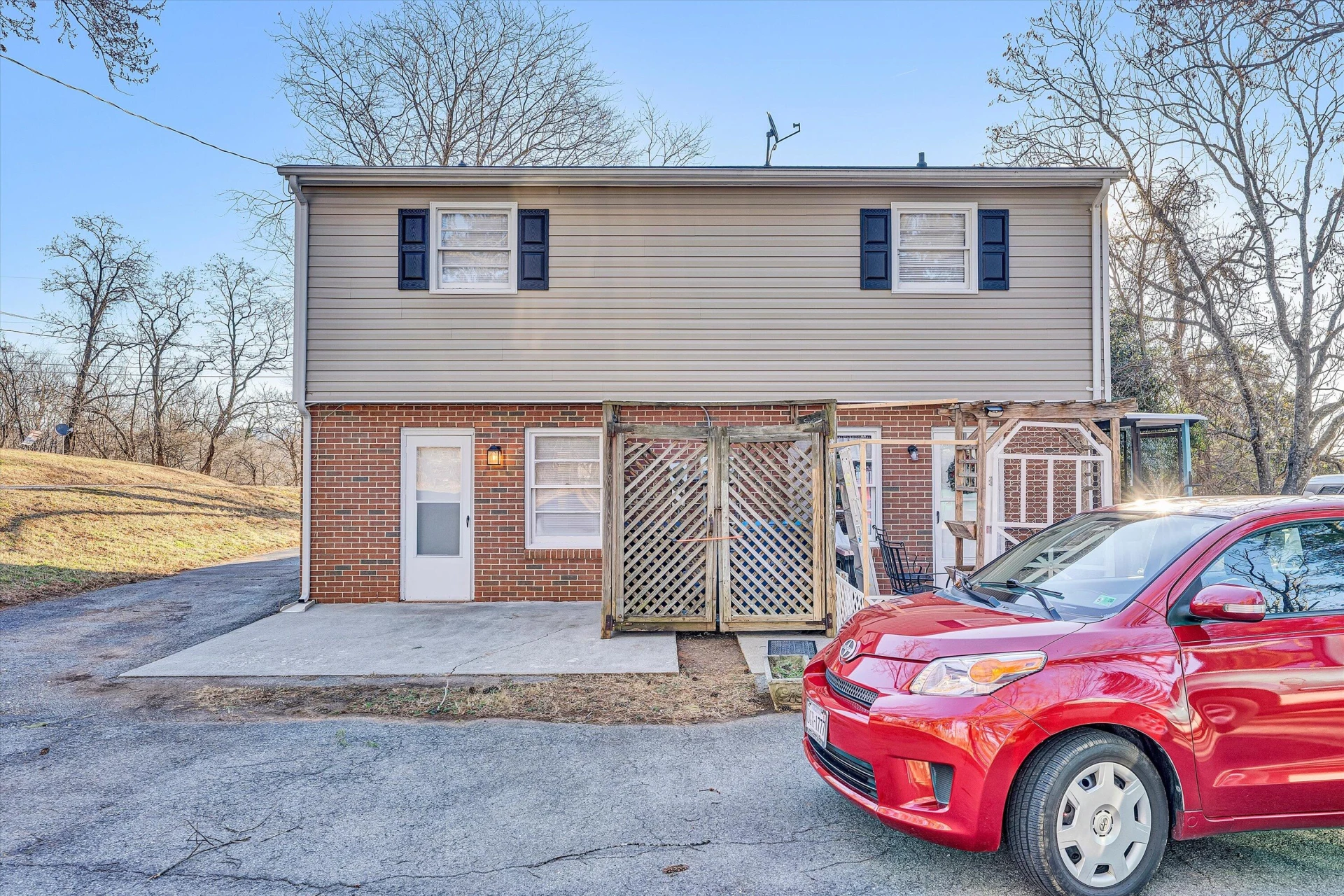 4524 Ohio ST NE #& 4528 - Photo 23