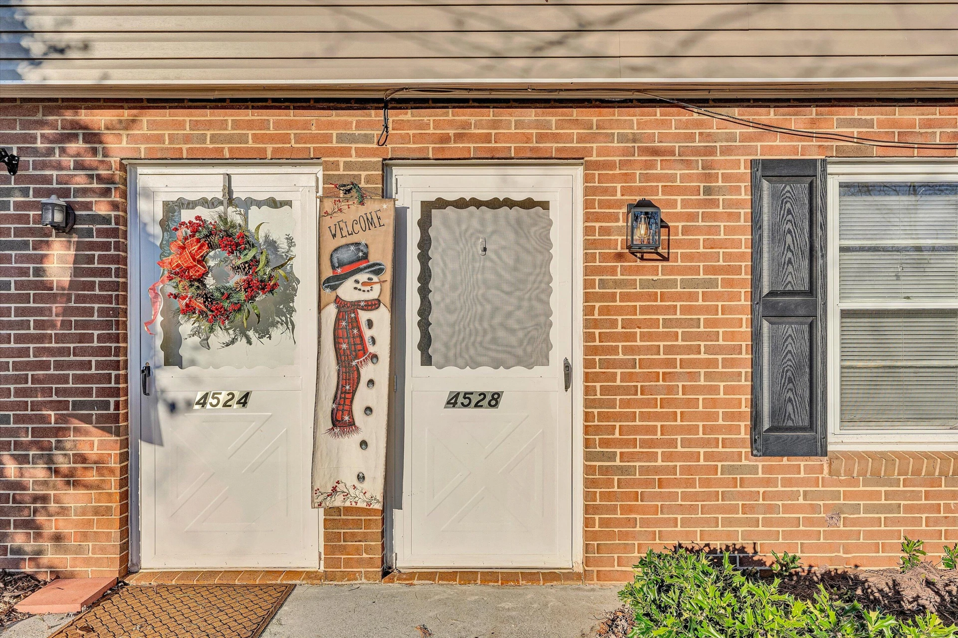 4524 Ohio ST NE #& 4528 - Photo 8