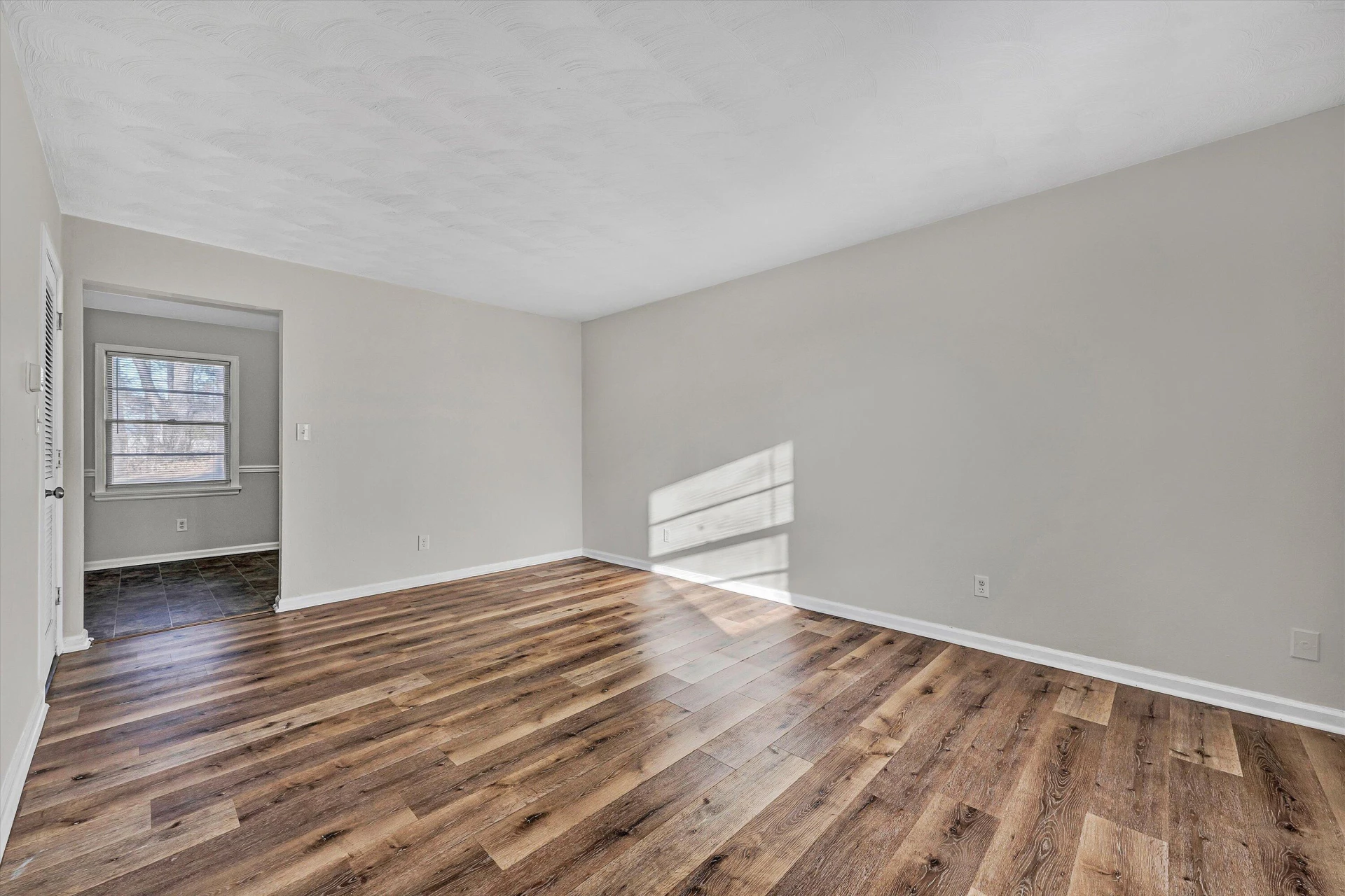 4524 Ohio ST NE #& 4528 - Photo 10