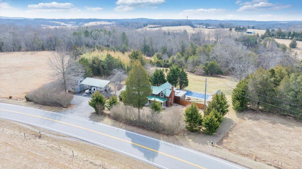 4007 Falling Creek RD - Photo 106