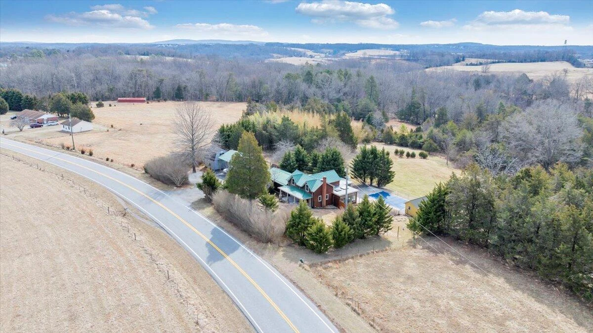 4007 Falling Creek RD - Photo 107