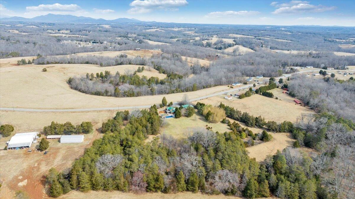 4007 Falling Creek RD - Photo 118