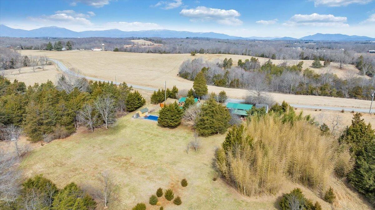 4007 Falling Creek RD - Photo 128