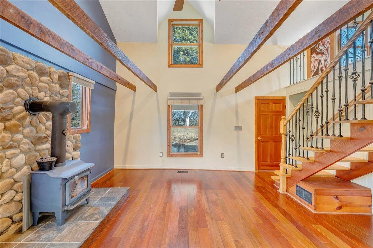 4007 Falling Creek RD - Photo 17