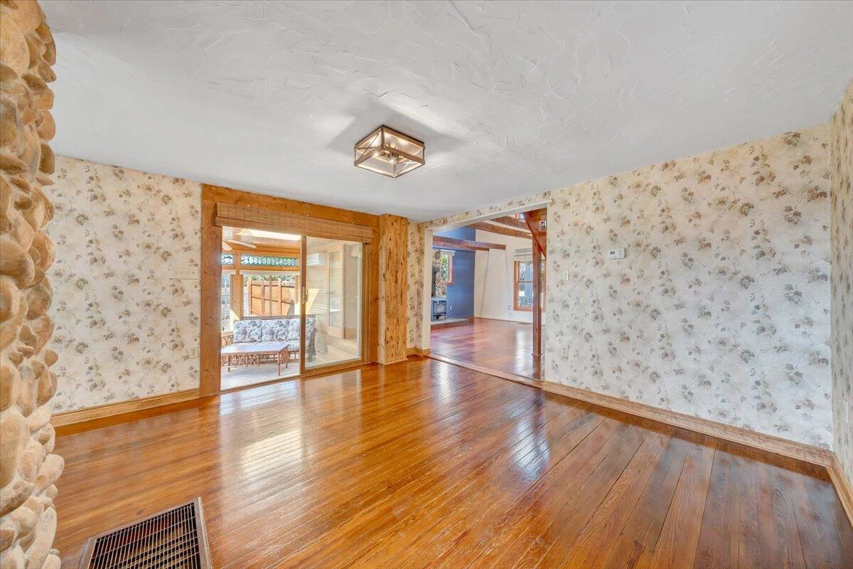 4007 Falling Creek RD - Photo 22
