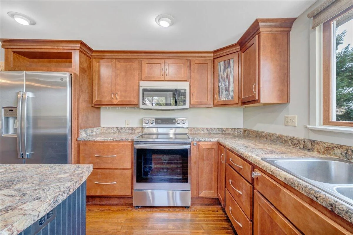 4007 Falling Creek RD - Photo 29