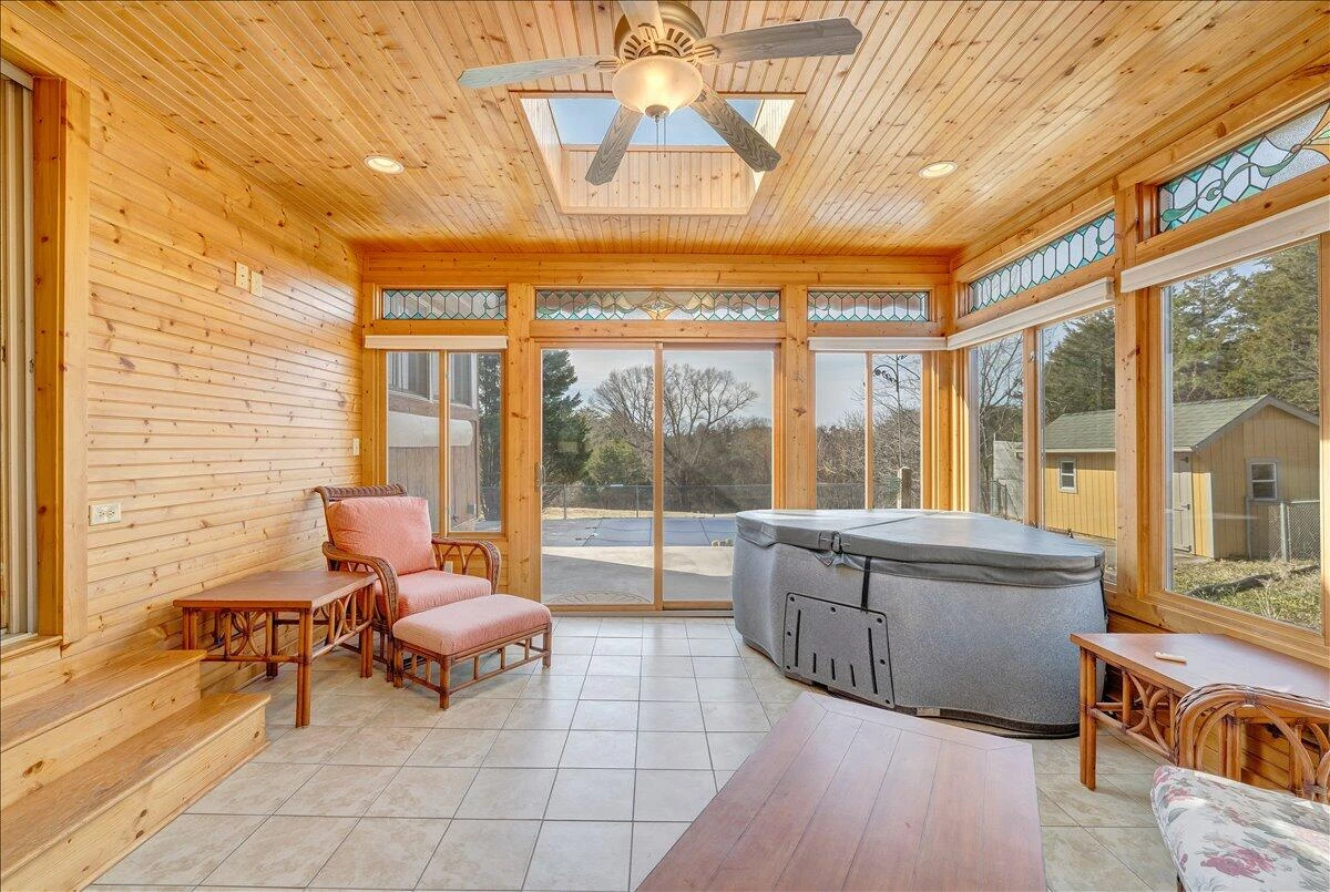 4007 Falling Creek RD - Photo 38