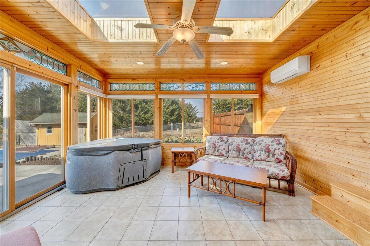 4007 Falling Creek RD - Photo 39