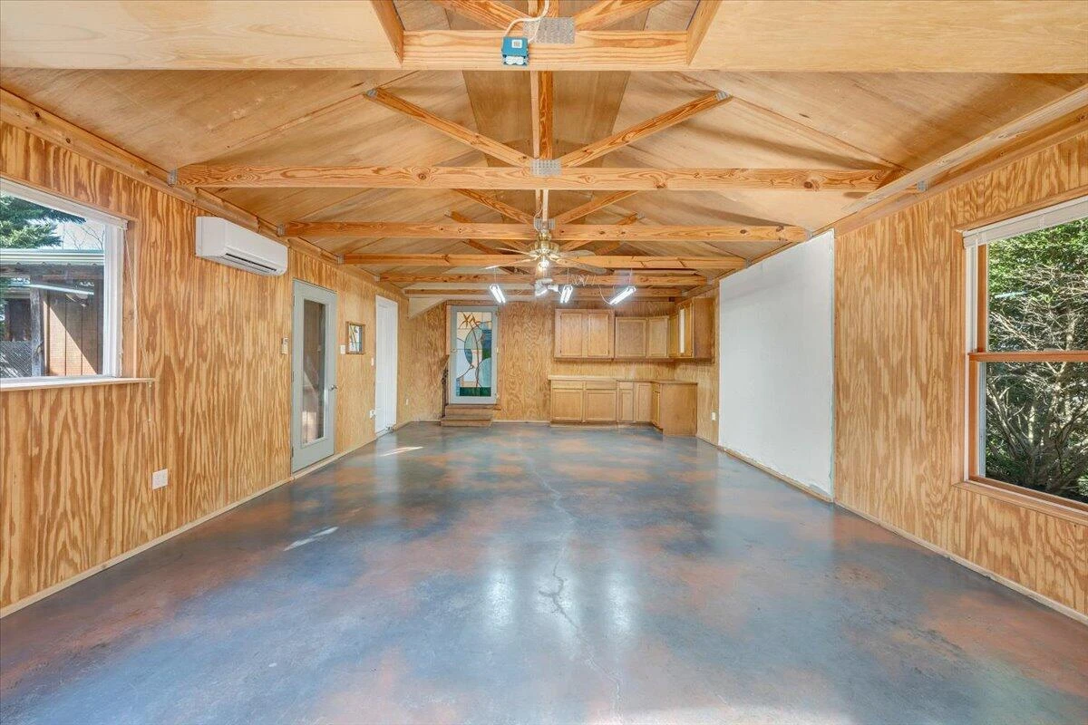 4007 Falling Creek RD - Photo 55