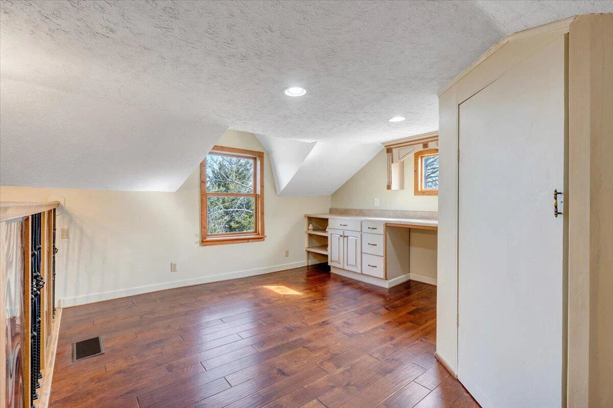 4007 Falling Creek RD - Photo 61