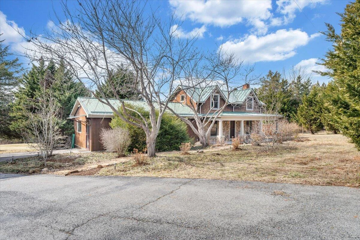 4007 Falling Creek RD - Photo 90