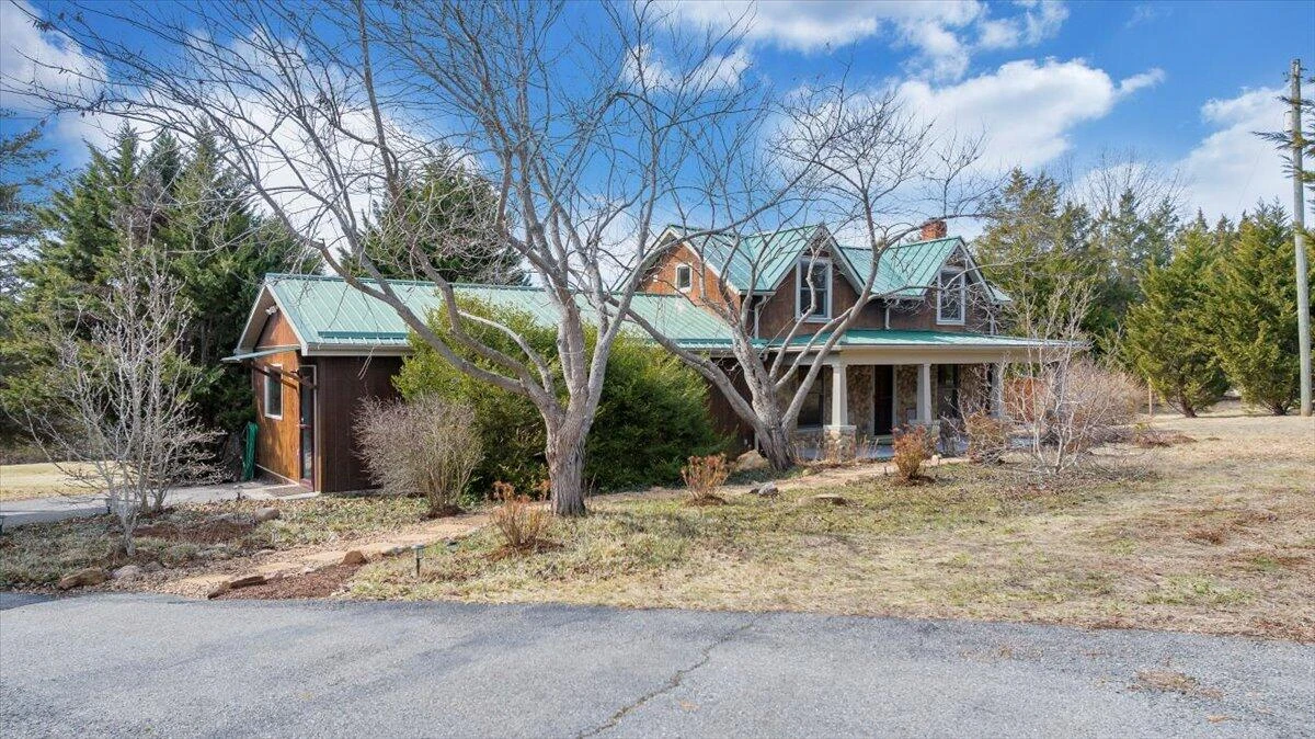 4007 Falling Creek RD - Photo 95