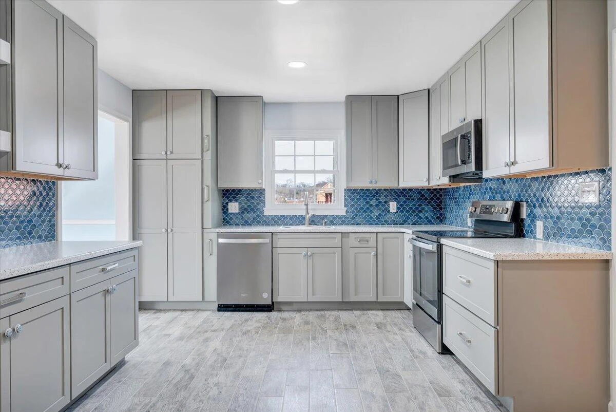 5001 Hildebrand RD NW - Photo 18