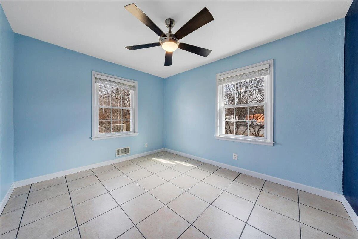 5001 Hildebrand RD NW - Photo 24
