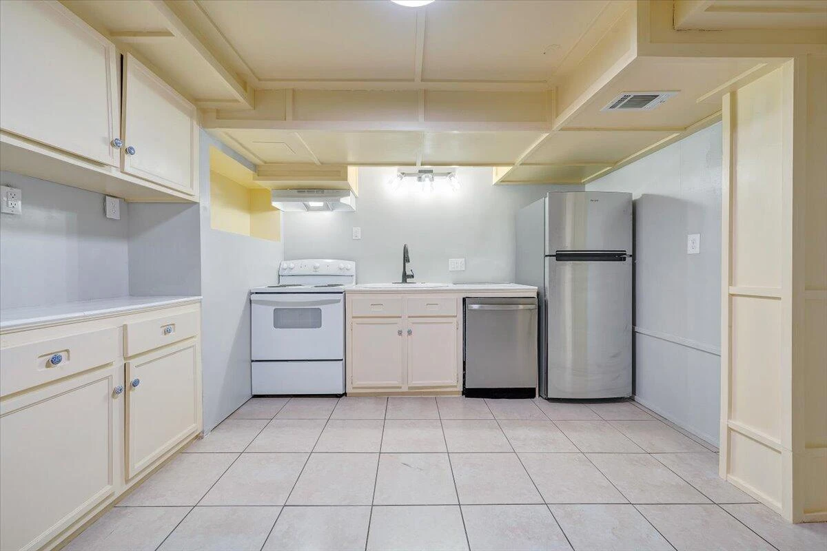 5001 Hildebrand RD NW - Photo 36