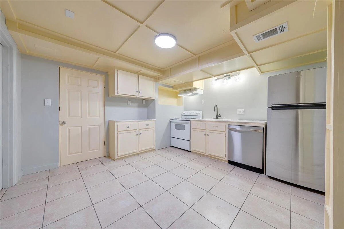 5001 Hildebrand RD NW - Photo 37