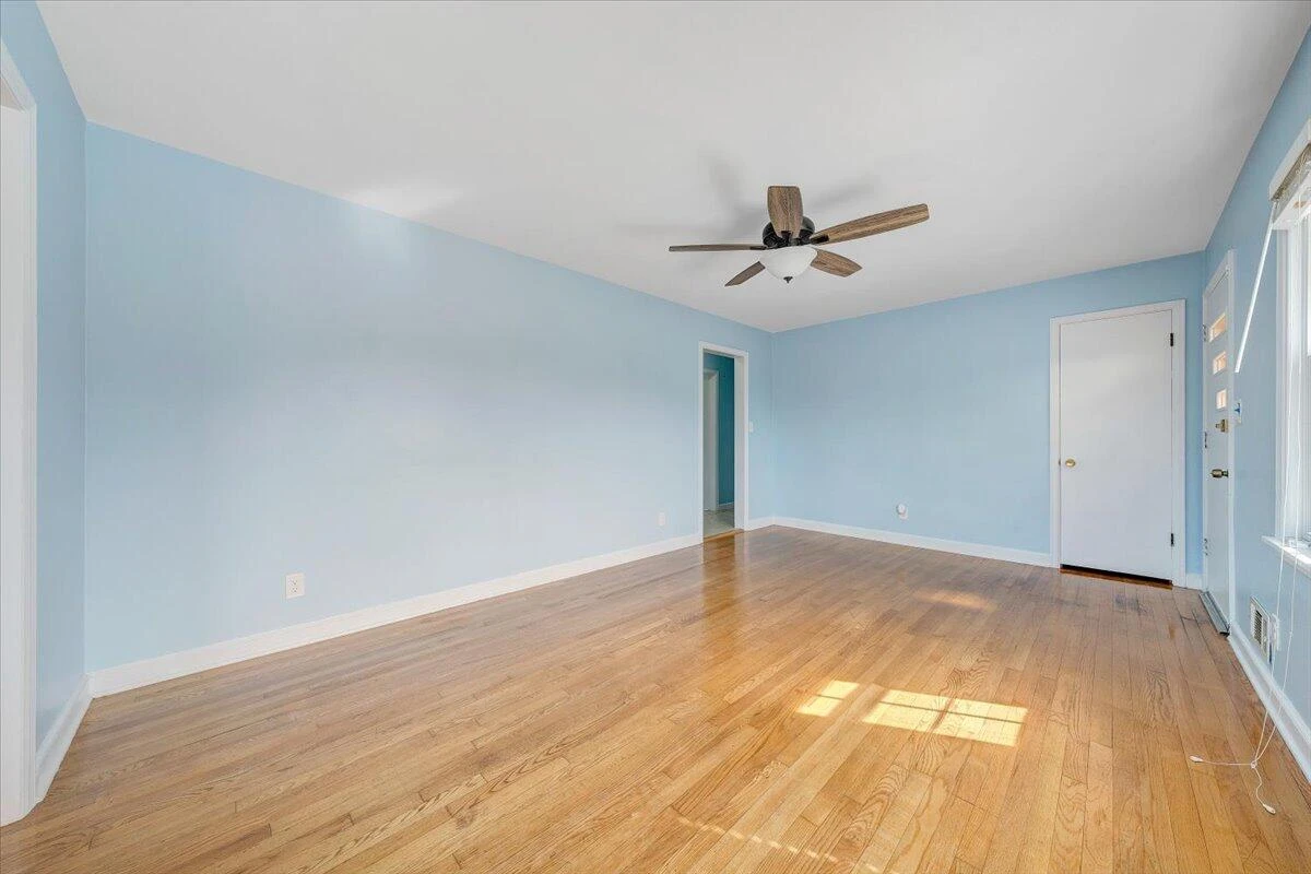 5001 Hildebrand RD NW - Photo 8