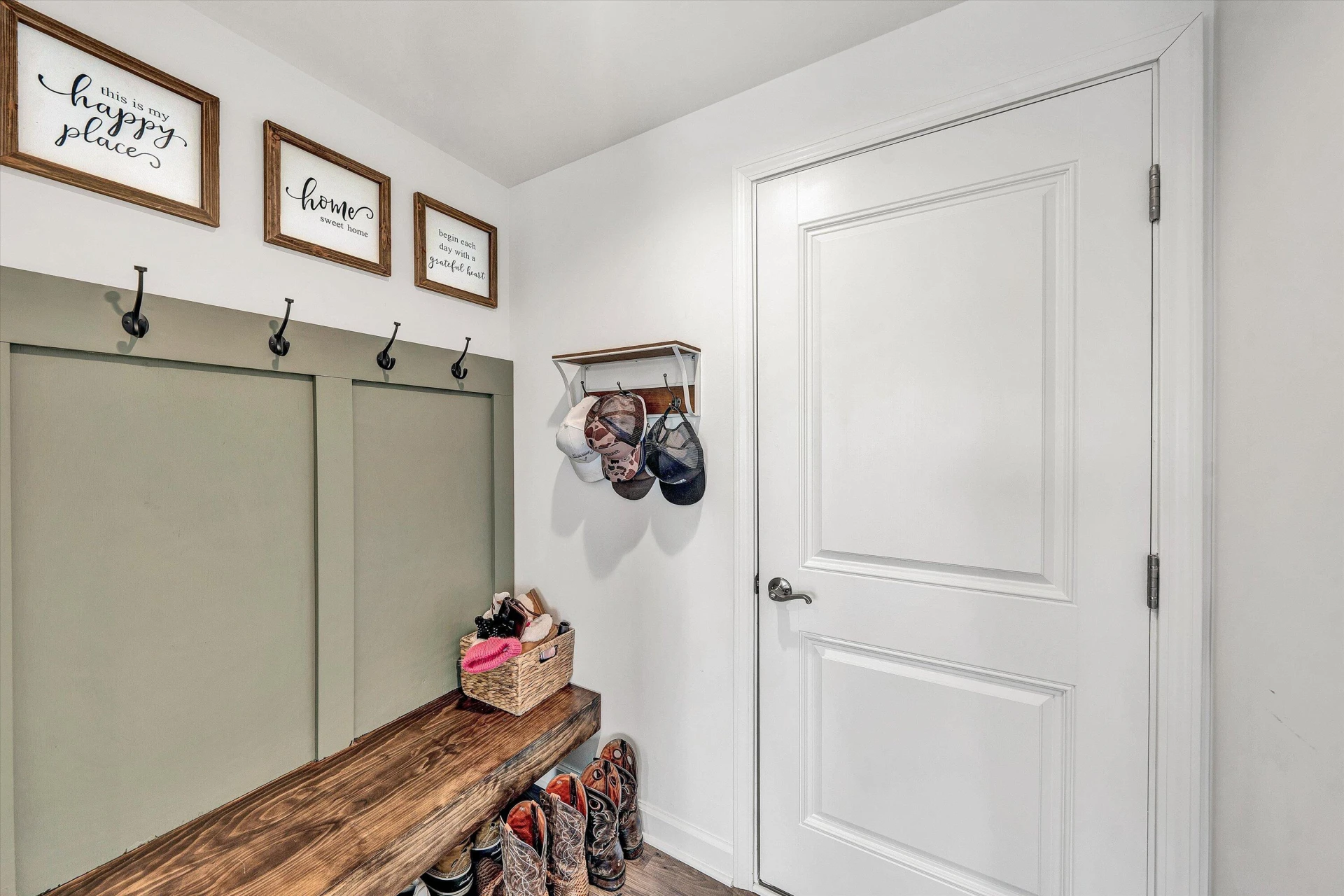 3111 Belle AVE NE - Photo 20