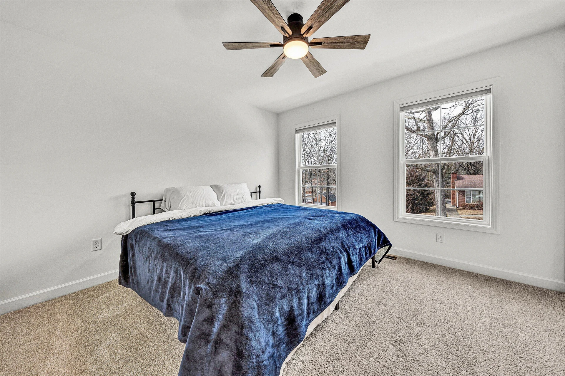 3111 Belle AVE NE - Photo 31