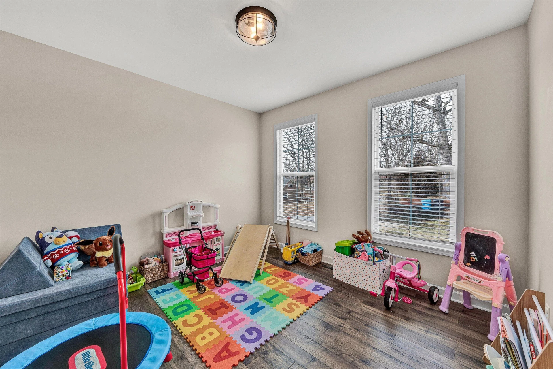 3111 Belle AVE NE - Photo 9