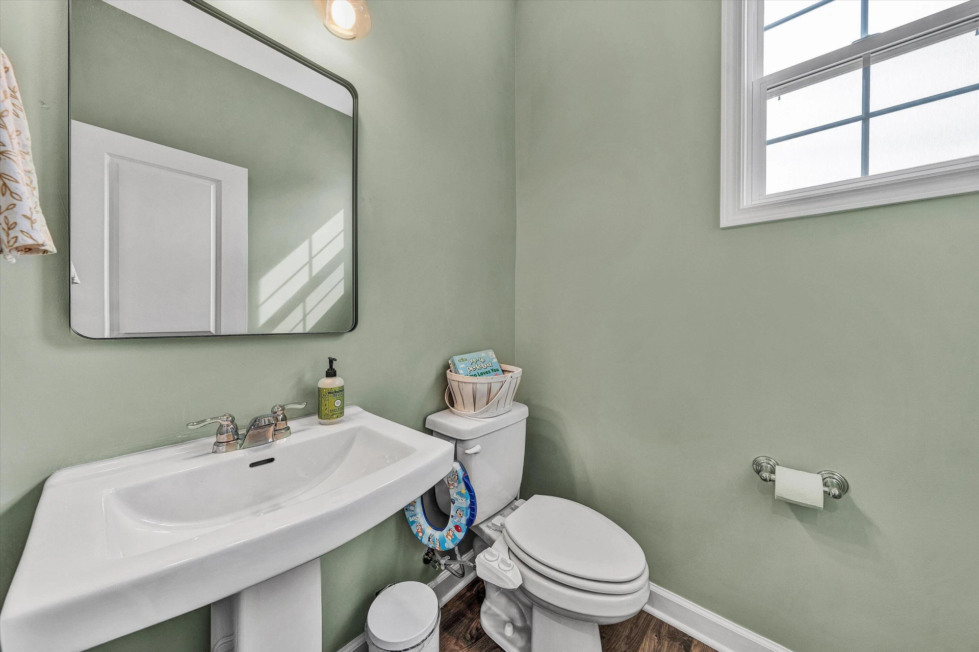 3111 Belle AVE NE - Photo 10