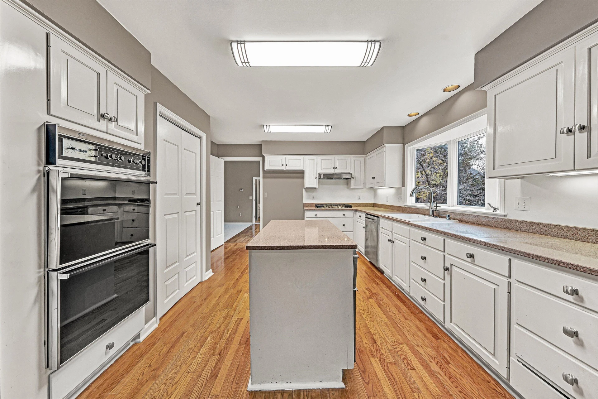 3014 Circle DR SW - Photo 15