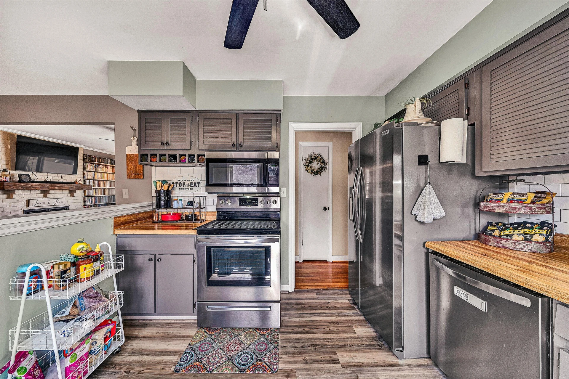 2814 Montvale RD SW - Photo 18