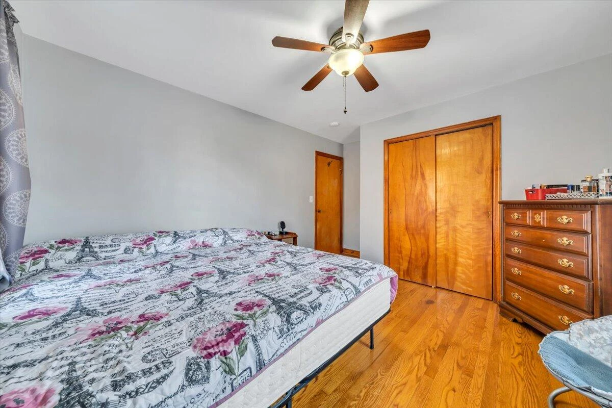 909 Chester AVE - Photo 20