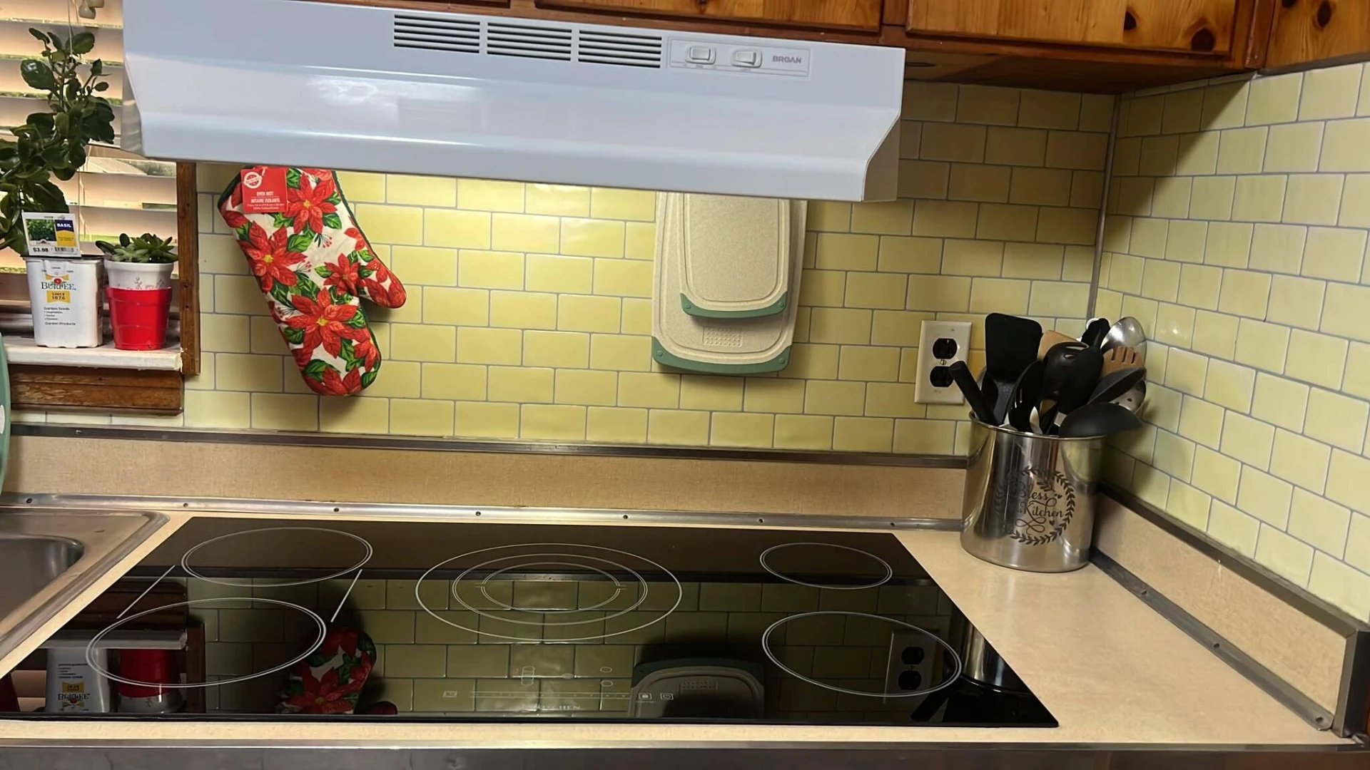 909 Chester AVE - Photo 16