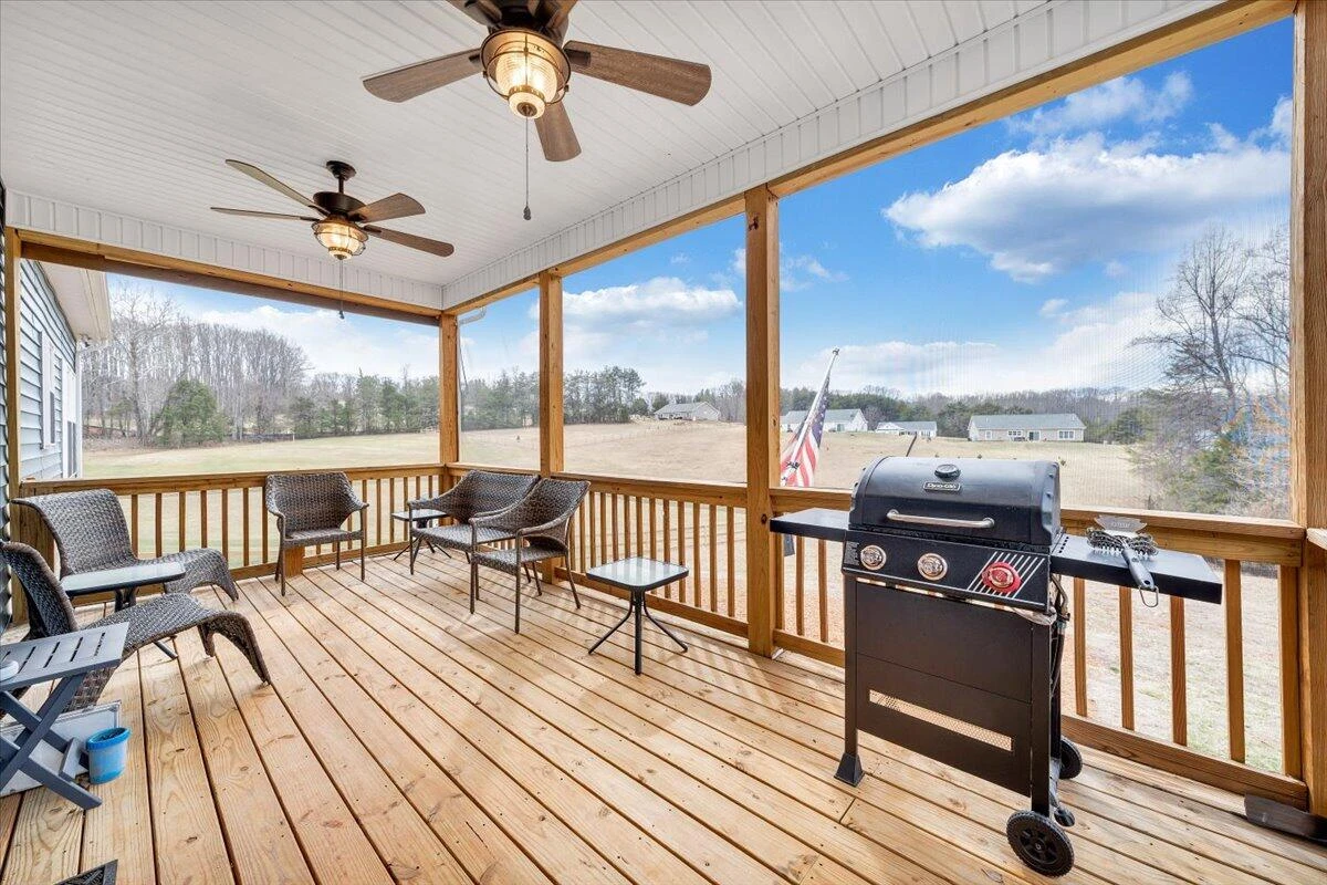 131 Belvior CIR - Photo 27
