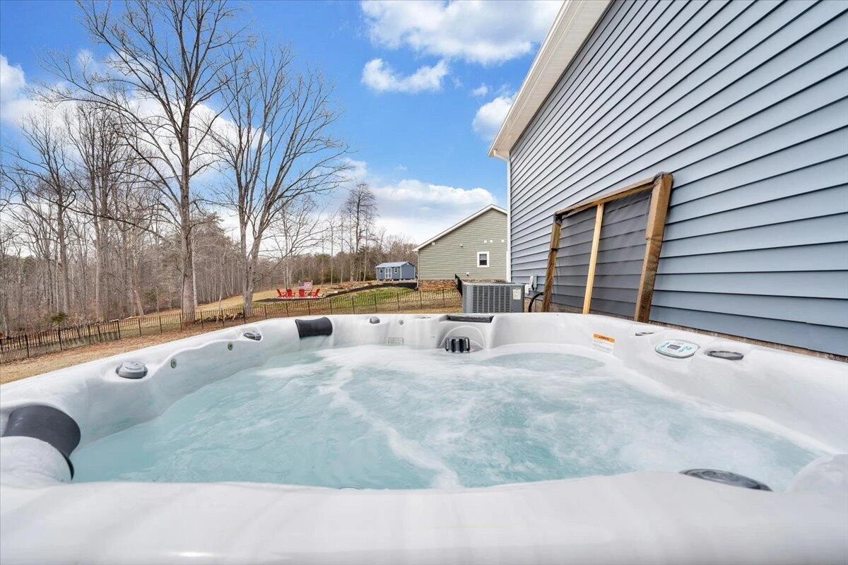 131 Belvior CIR - Photo 28