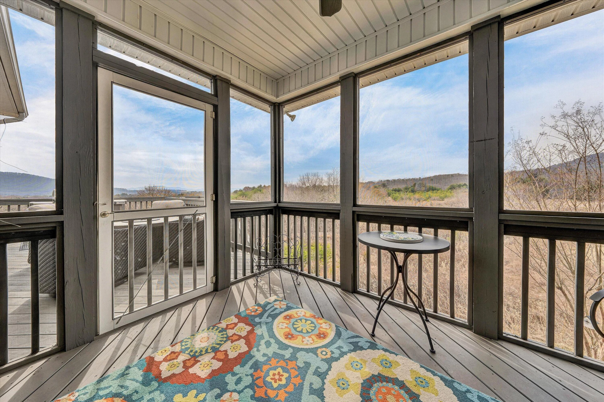5690 Sullivan LN - Photo 27