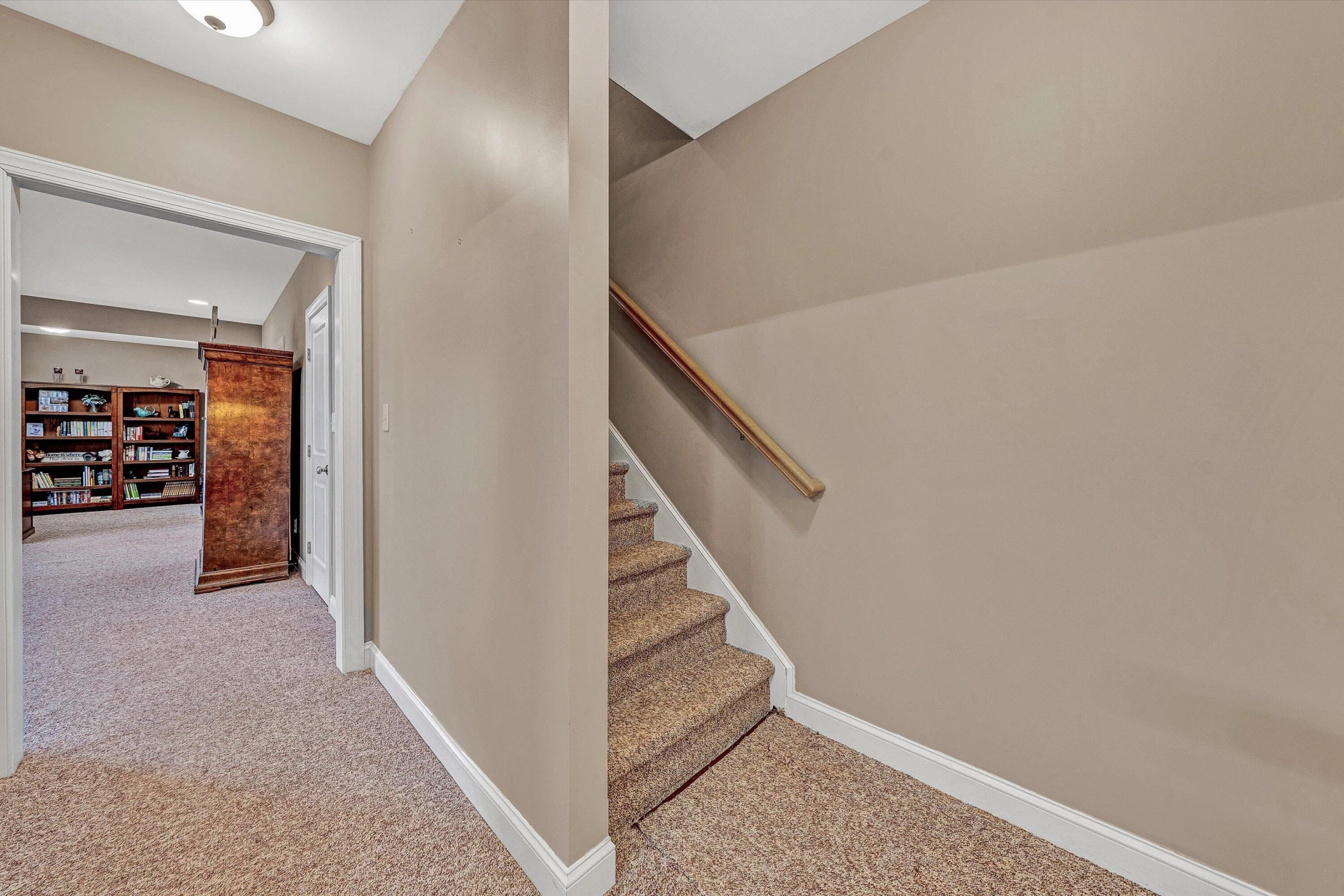 5690 Sullivan LN - Photo 41