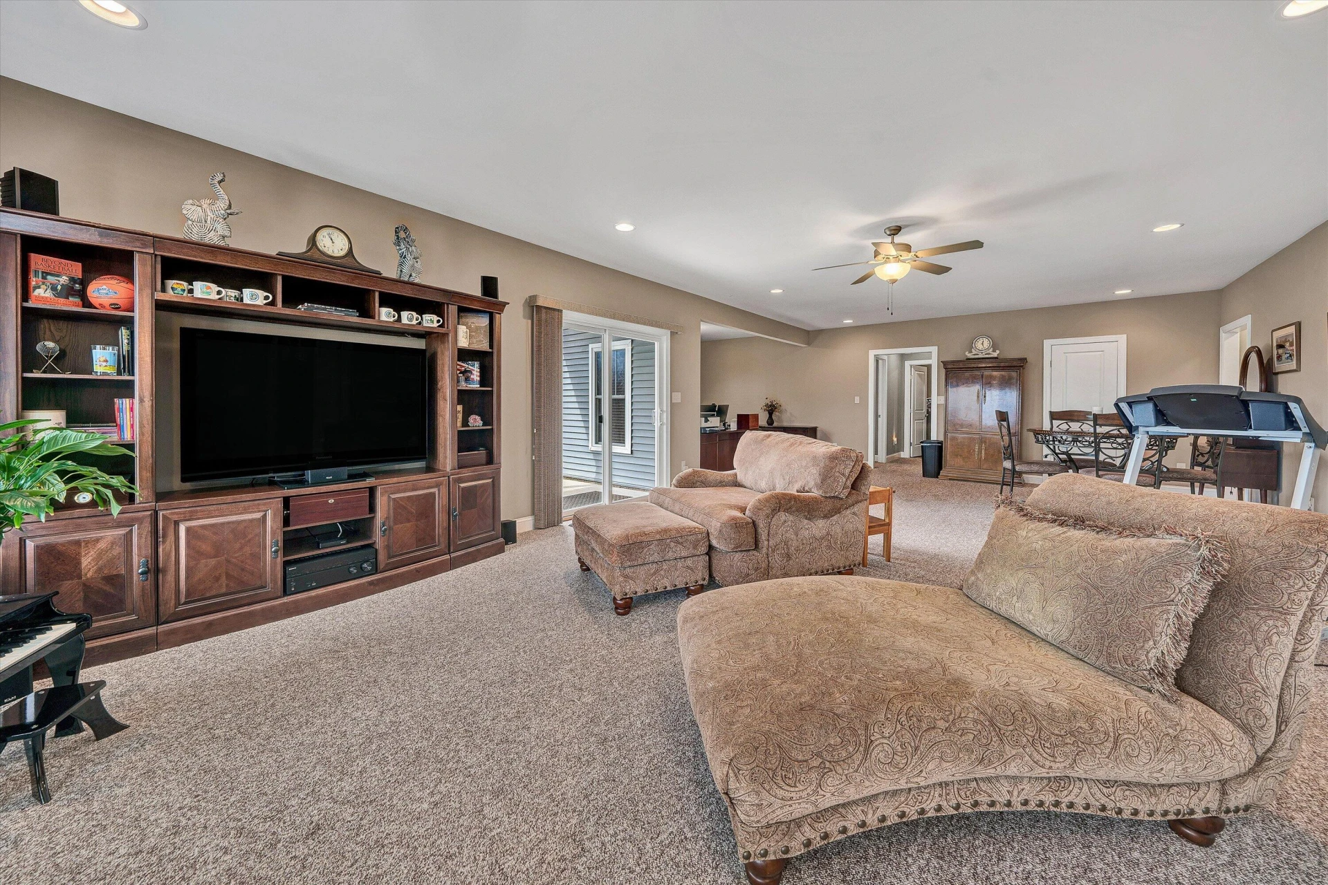 5690 Sullivan LN - Photo 46