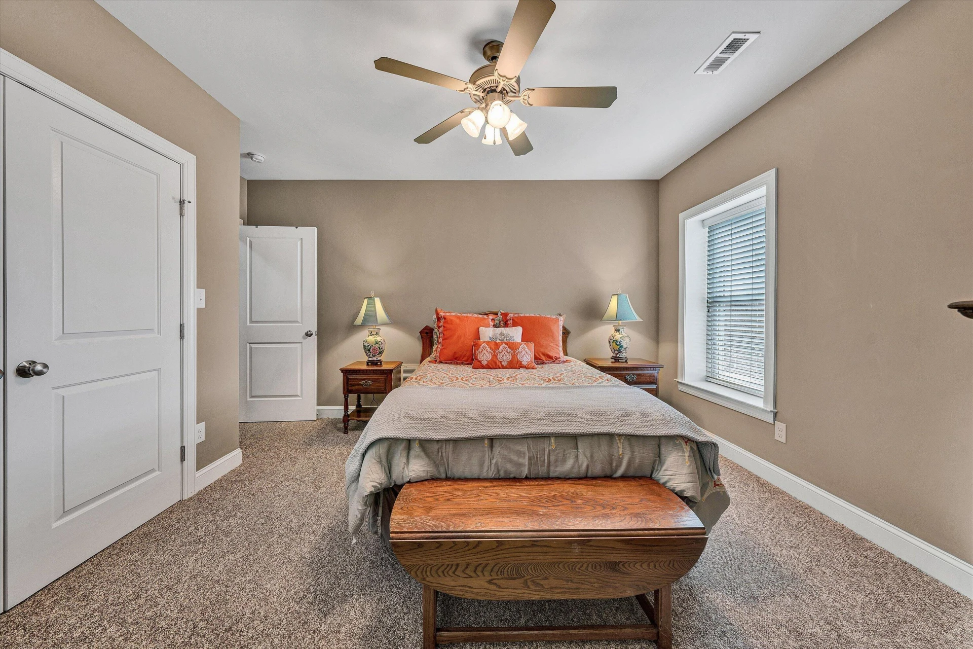 5690 Sullivan LN - Photo 51