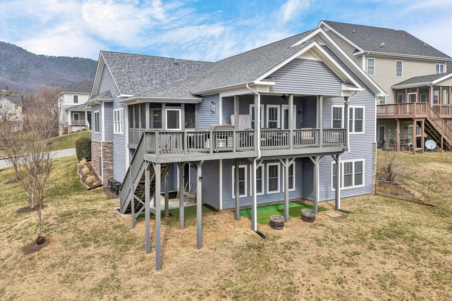 5690 Sullivan LN - Photo 54