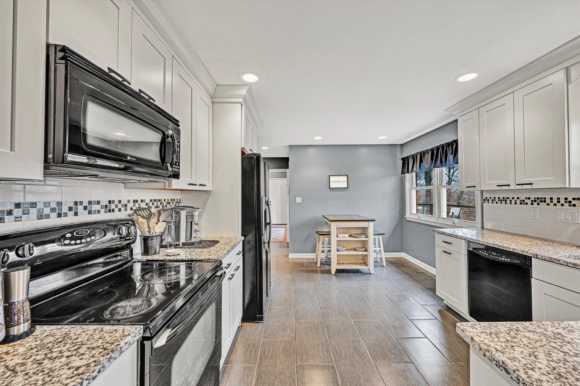 3703 Tomley DR - Photo 14