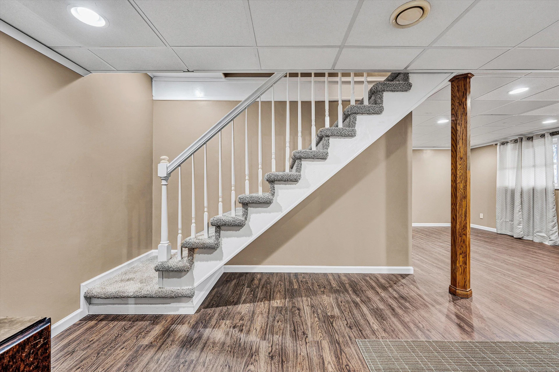 3703 Tomley DR - Photo 36