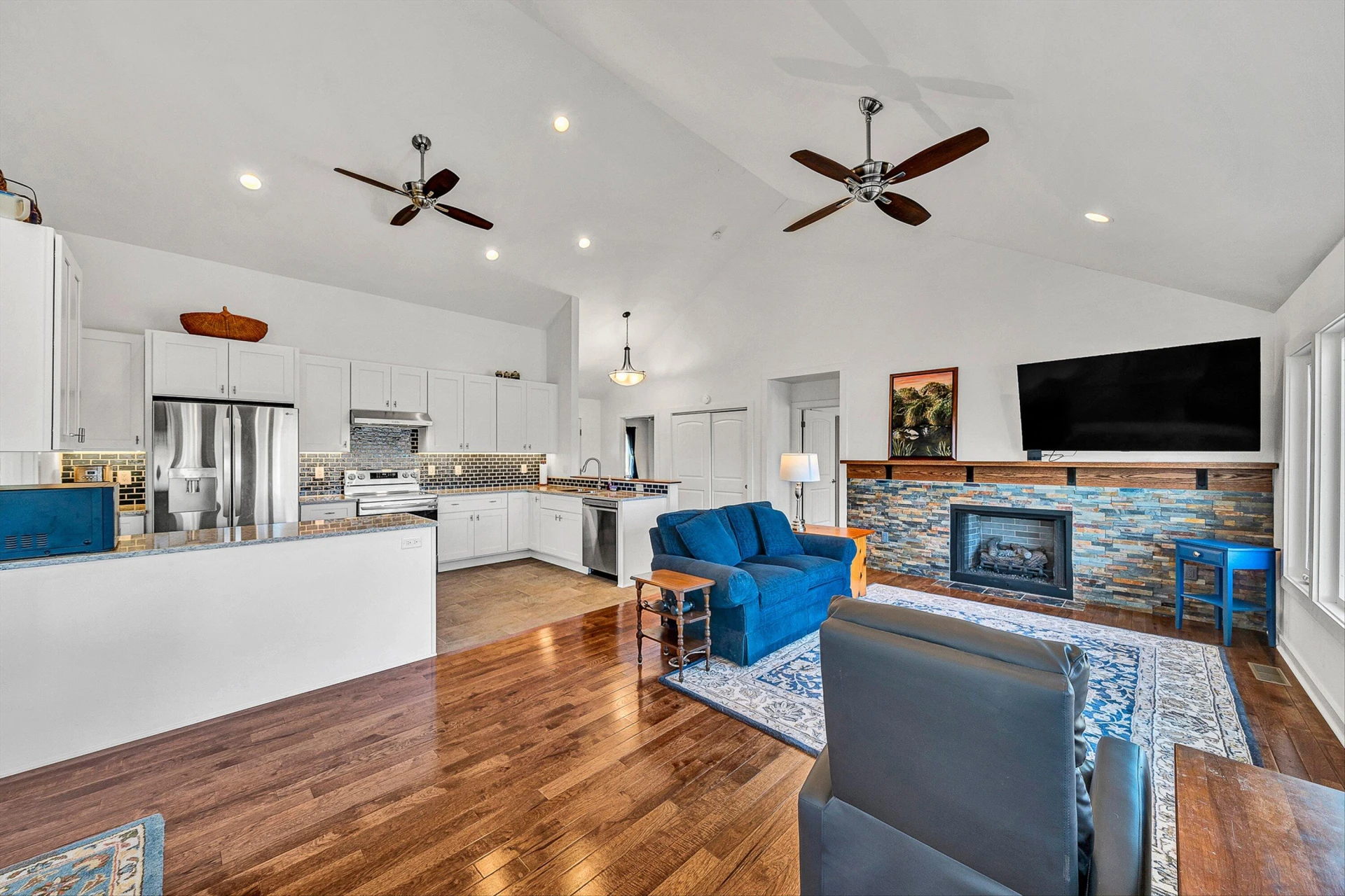 306 Cove Point TRL - Photo 14