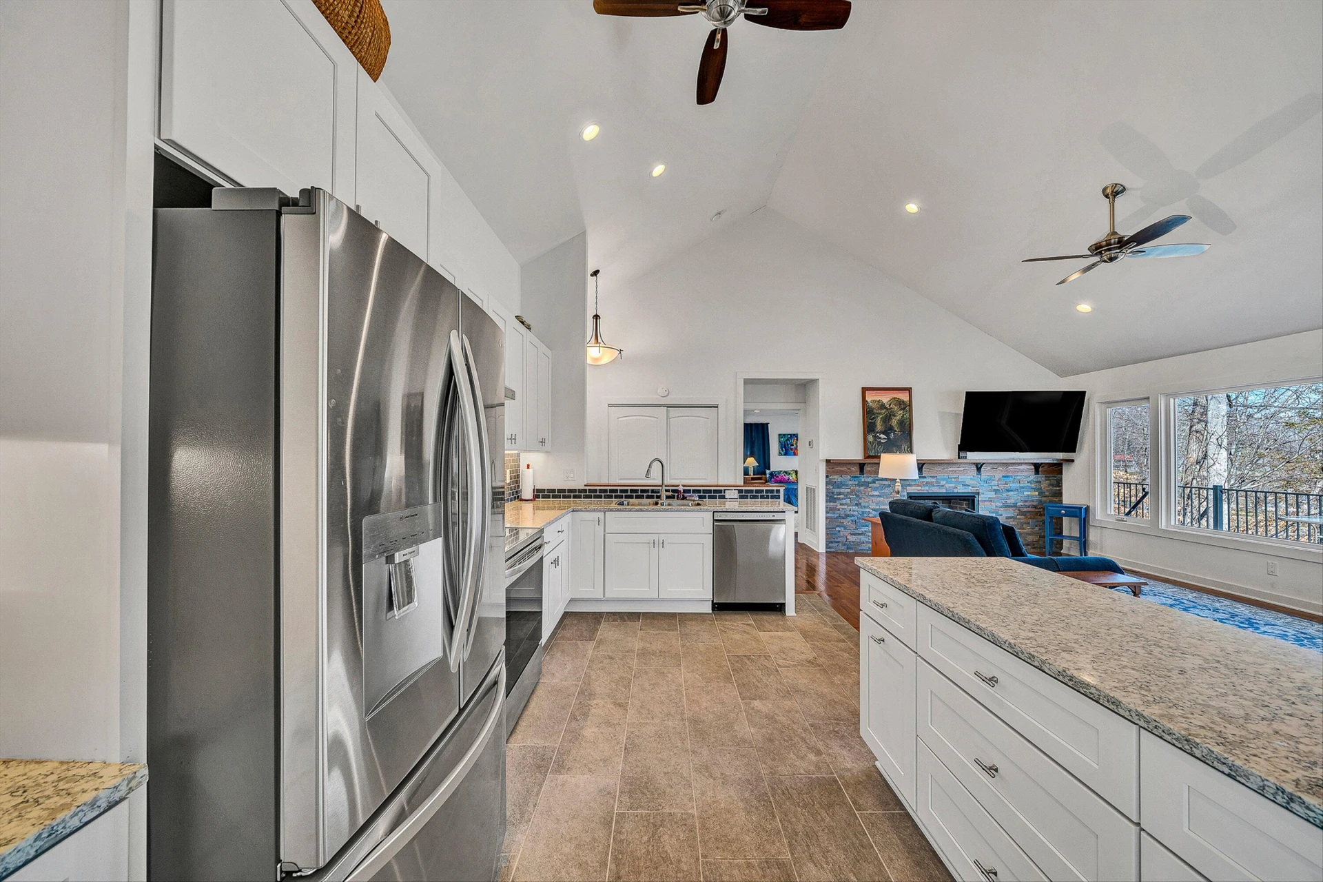 306 Cove Point TRL - Photo 18